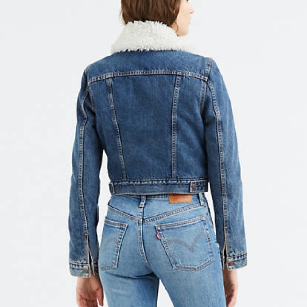 Levi's Denim Red Tab Trucker Jacket - Picture 2 of 5
